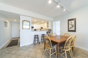 Dining - Sandpiper 117 -  End Unit Flat with a Bonus Room (St. Augustine)