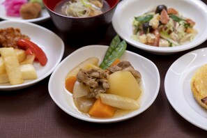 Daily buffet breakfast for a fee - Dormy Inn Korakuen Hot Springs (Tokyo)