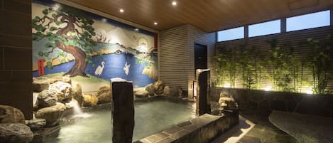 Sauna, steam room