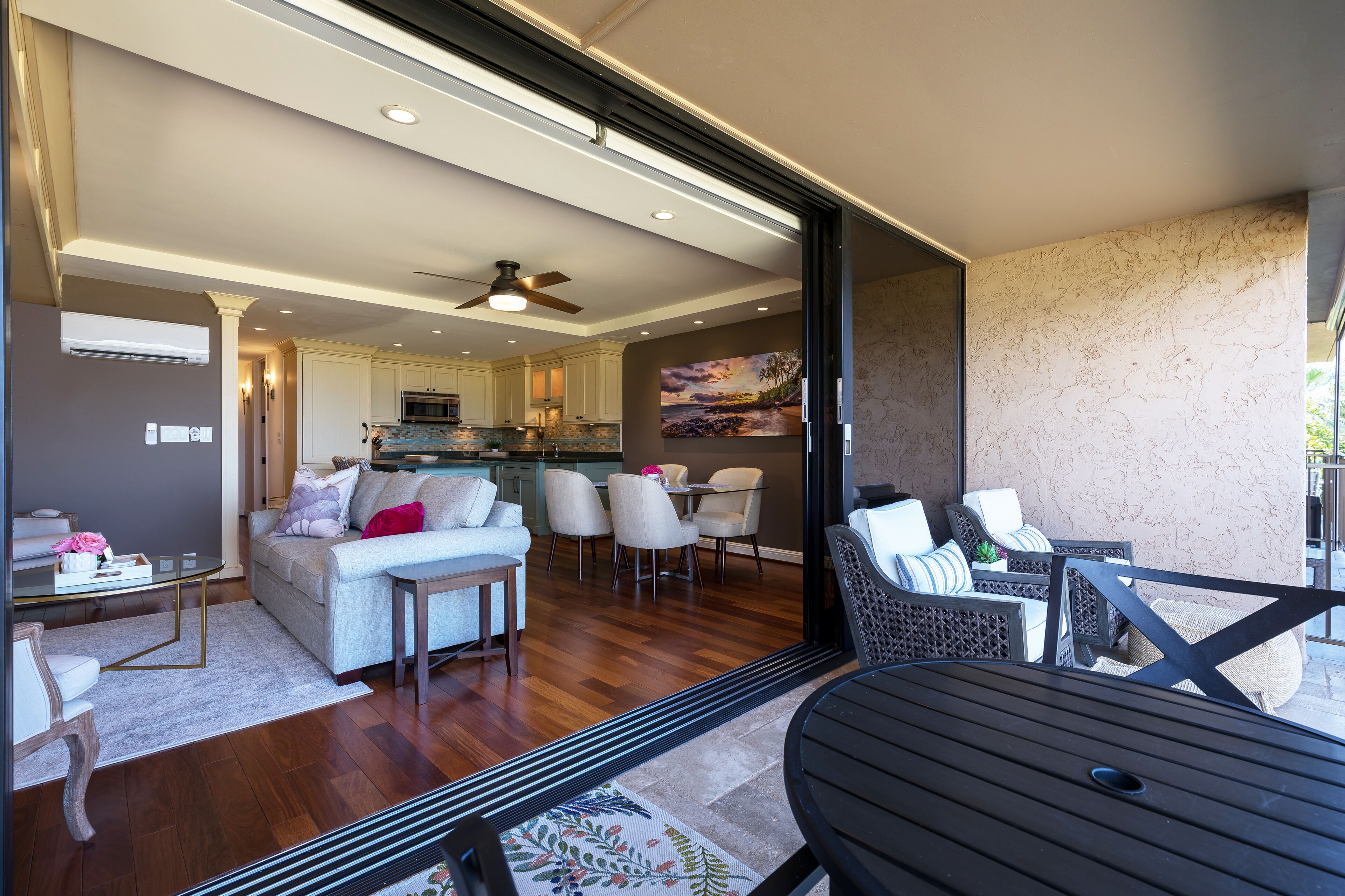 Smart TV, DVD player, books