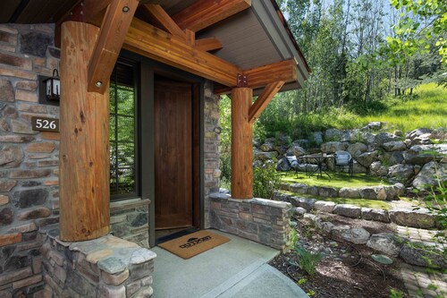 Outpost: Love Ridge Residences 261 - Ilmastoitu