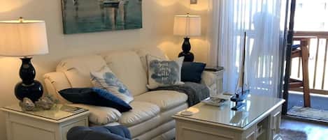 Smart TV, videojuegos, reproductor de DVD y libros