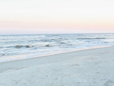 AMAZING OCEAN VIEW with PRIVATE BEACH ACCESS !!!