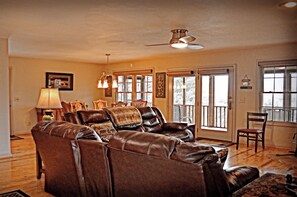 Smart TV, fireplace, DVD player, books