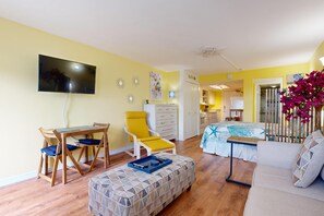 1 bedroom, free WiFi, bed sheets