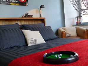 Double Room (Key West, Toscane, Brooklyn) | Individually decorated, individually furnished, desk, soundproofing - Maison d'Hôtes du Domaine Fournié (Tarascon-sur-Ariege)