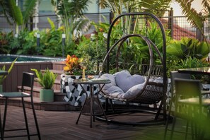 Poolside bar - Grand Cititel Hanoi Hotel & Spa (Hanoi)