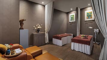 Salas de tratamiento para parejas, tratamientos corporales, aromaterapia