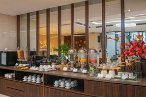 Breakfast, lunch and dinner served  - Grand Cititel Hanoi Hotel & Spa (Hanoi)