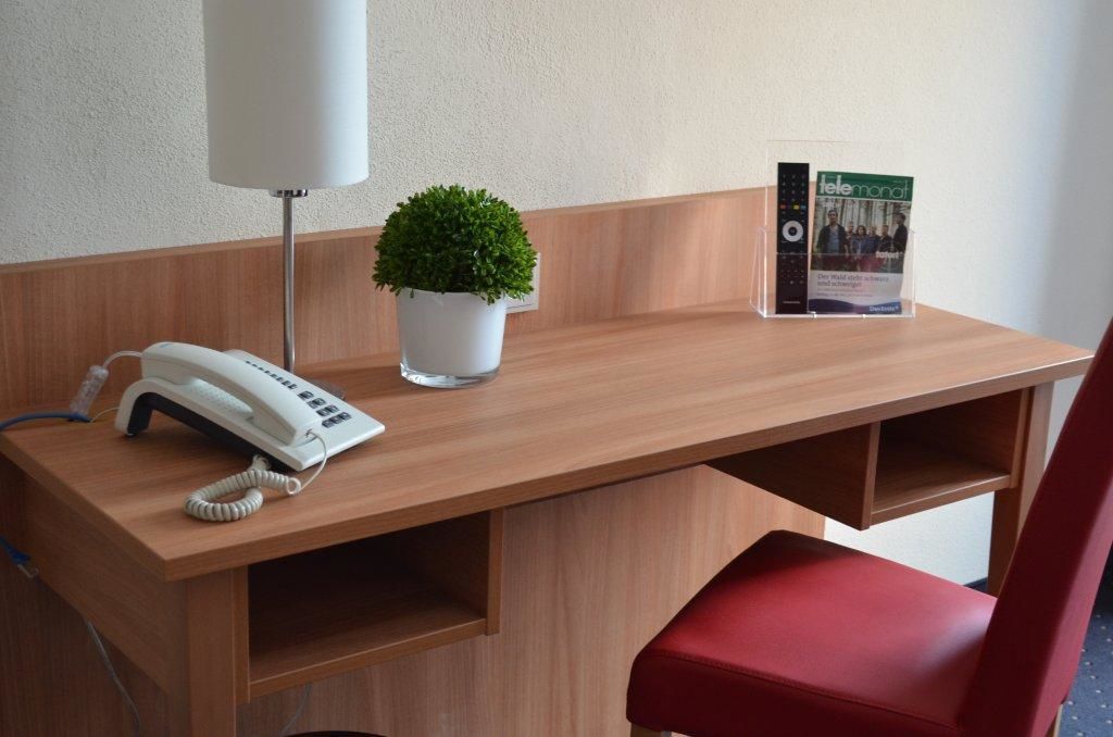 in-room business centre