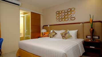 In-room safe, desk, blackout curtains, free WiFi