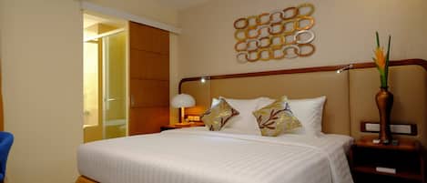 In-room safe, desk, blackout drapes, free WiFi