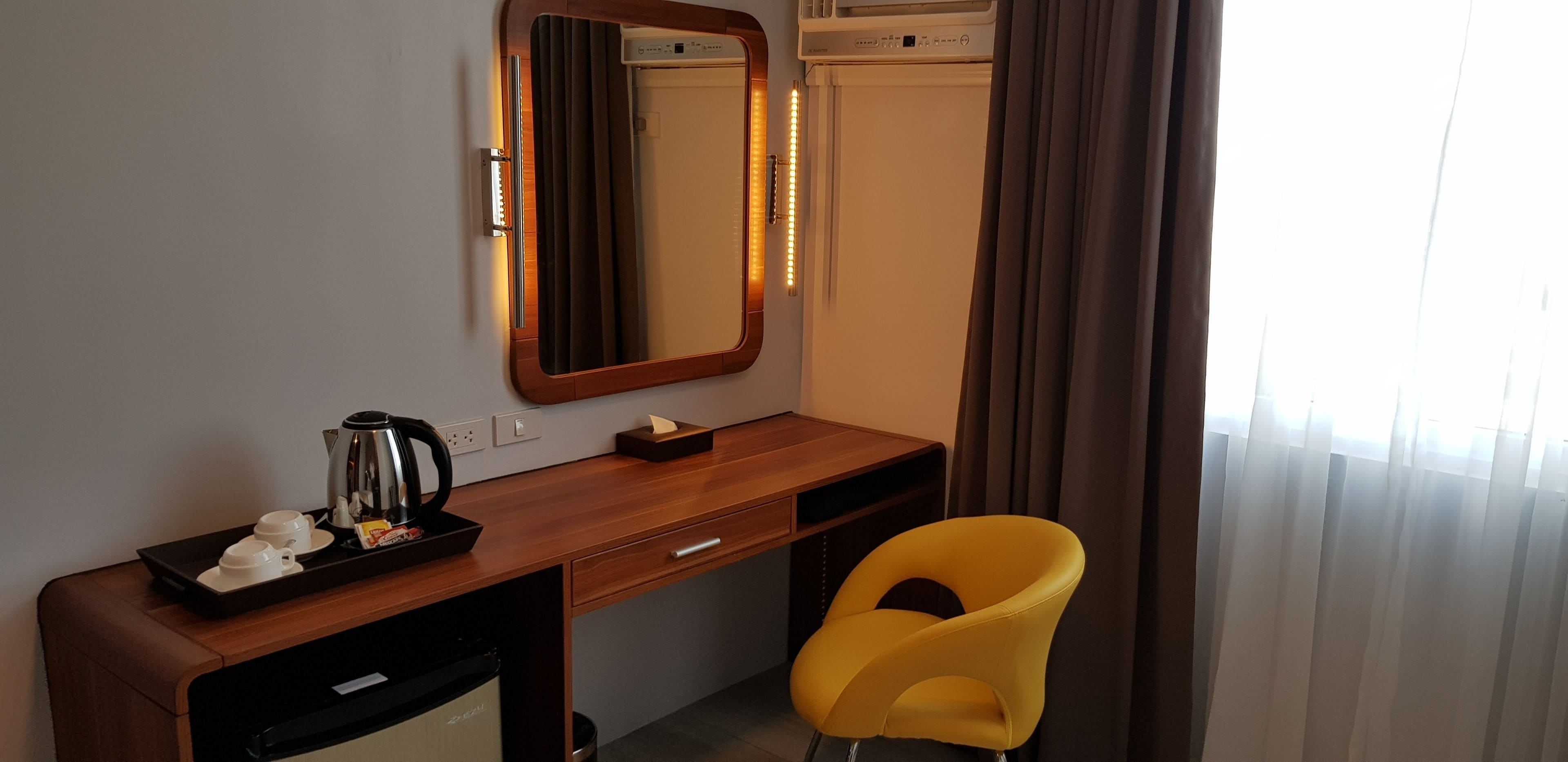 deluxe double room | room amenity