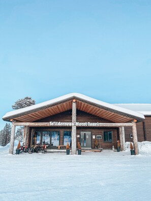 Front of property - Wilderness Hotel Inari & Igloos (Inari)
