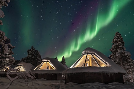 Aurora Premium Cabin. Wilderness Hotel Nellim & Igloos