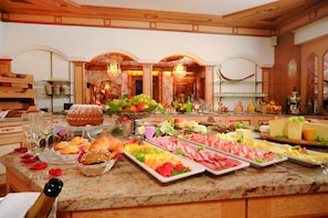 Buffet - MARINIs giardino Hotel (Tirolo)