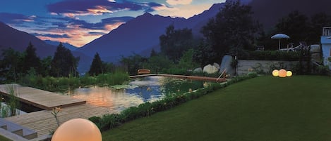 Indoor pool, outdoor pool, sun loungers