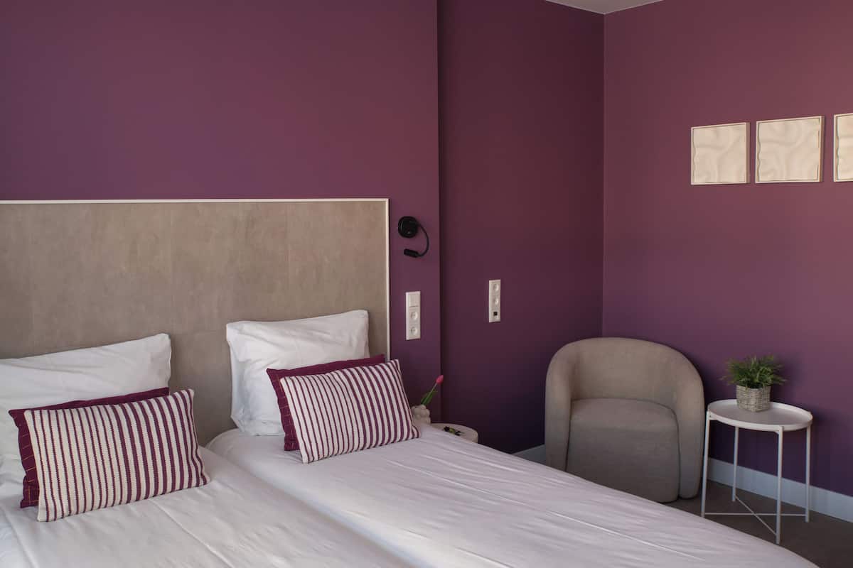 Double Room (Standard) | Desk, iron/ironing board, free WiFi, bed sheets
