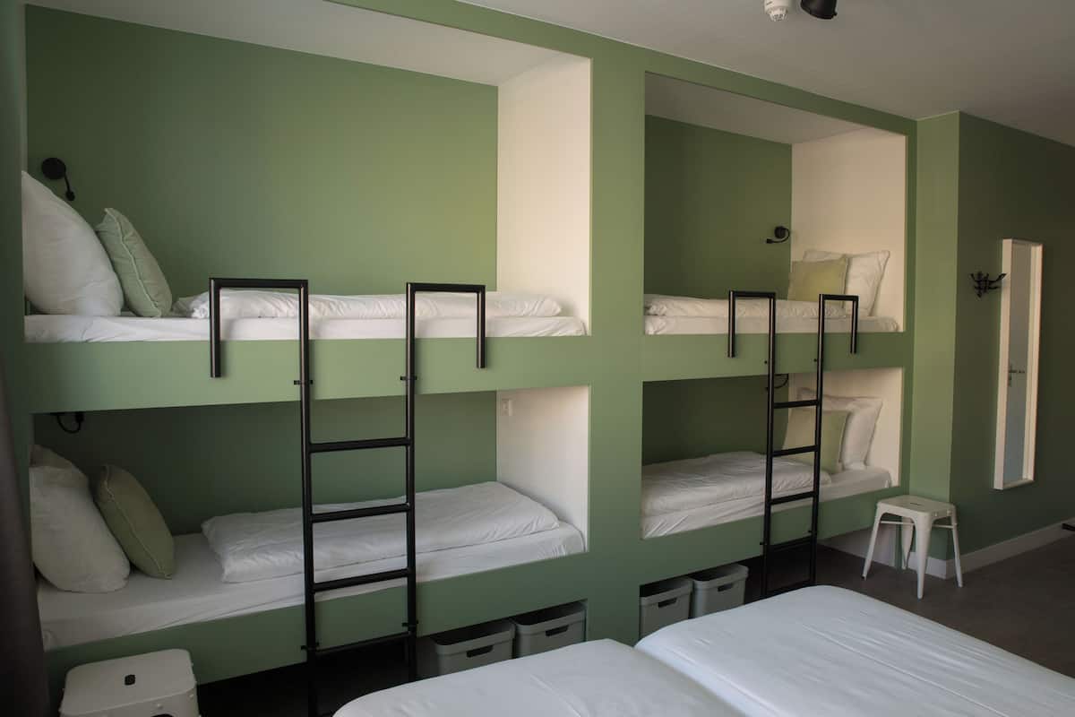 Family Room (Standard) | Desk, iron/ironing board, free WiFi, bed sheets