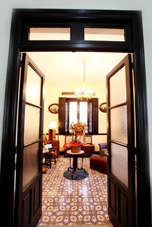 Télévision à écran plat