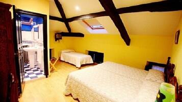 Lits bébé (gratuits), Wi-Fi gratuit, draps fournis