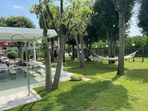 Poolside bar - Le Fate Corbezzole (Romano d'Ezzelino)