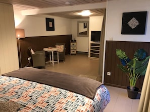 Soundproofing, cots/infant beds, free WiFi, bed sheets - B&B 't Wolvennest (Heuvelland)