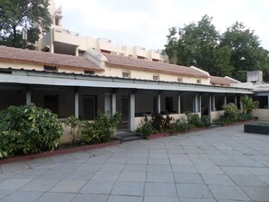 Exterior detail - Tourist Home Lodging (Chhatrapati Sambhajinagar)