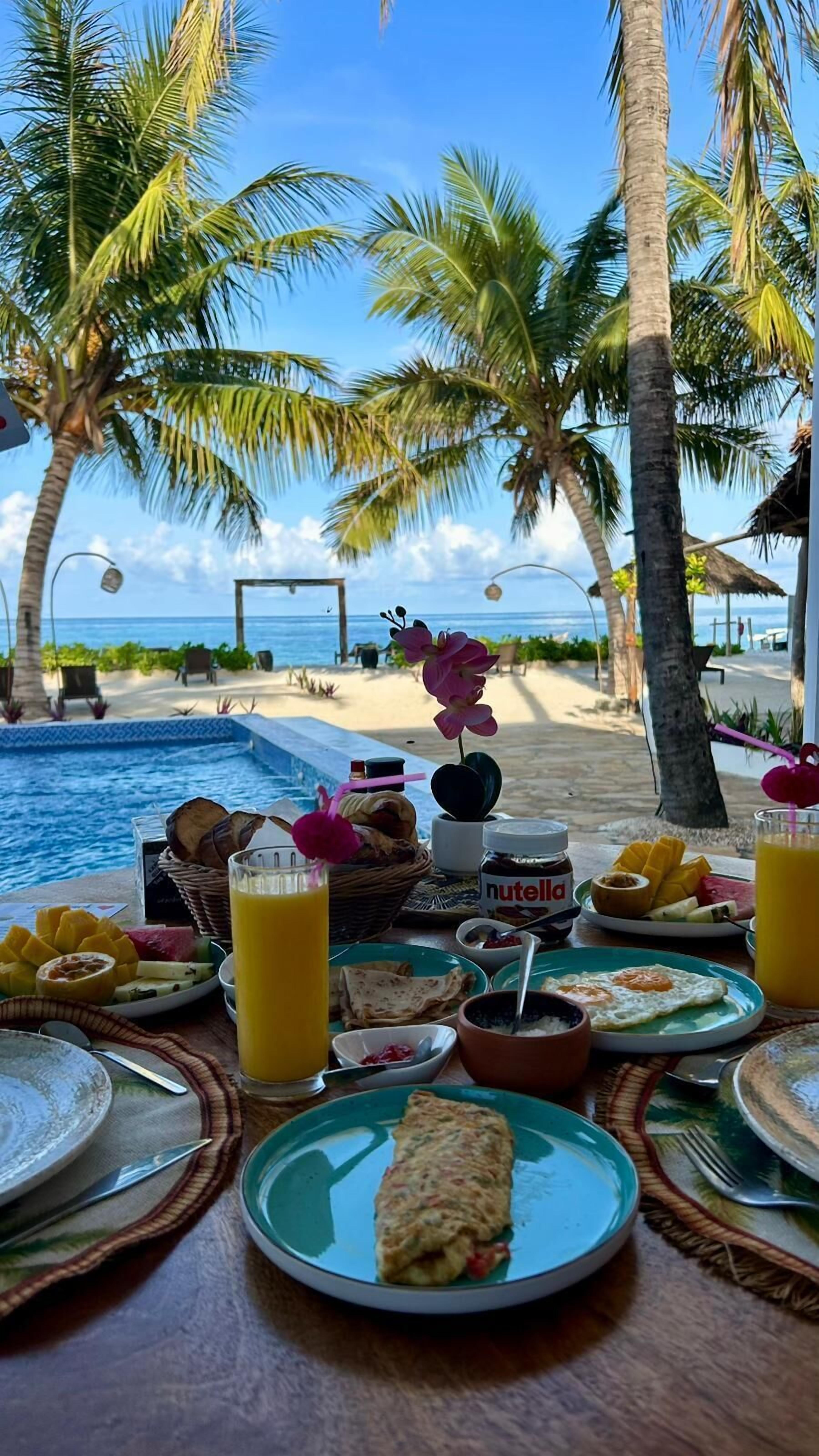 Desayuno continental incluido todos los días 