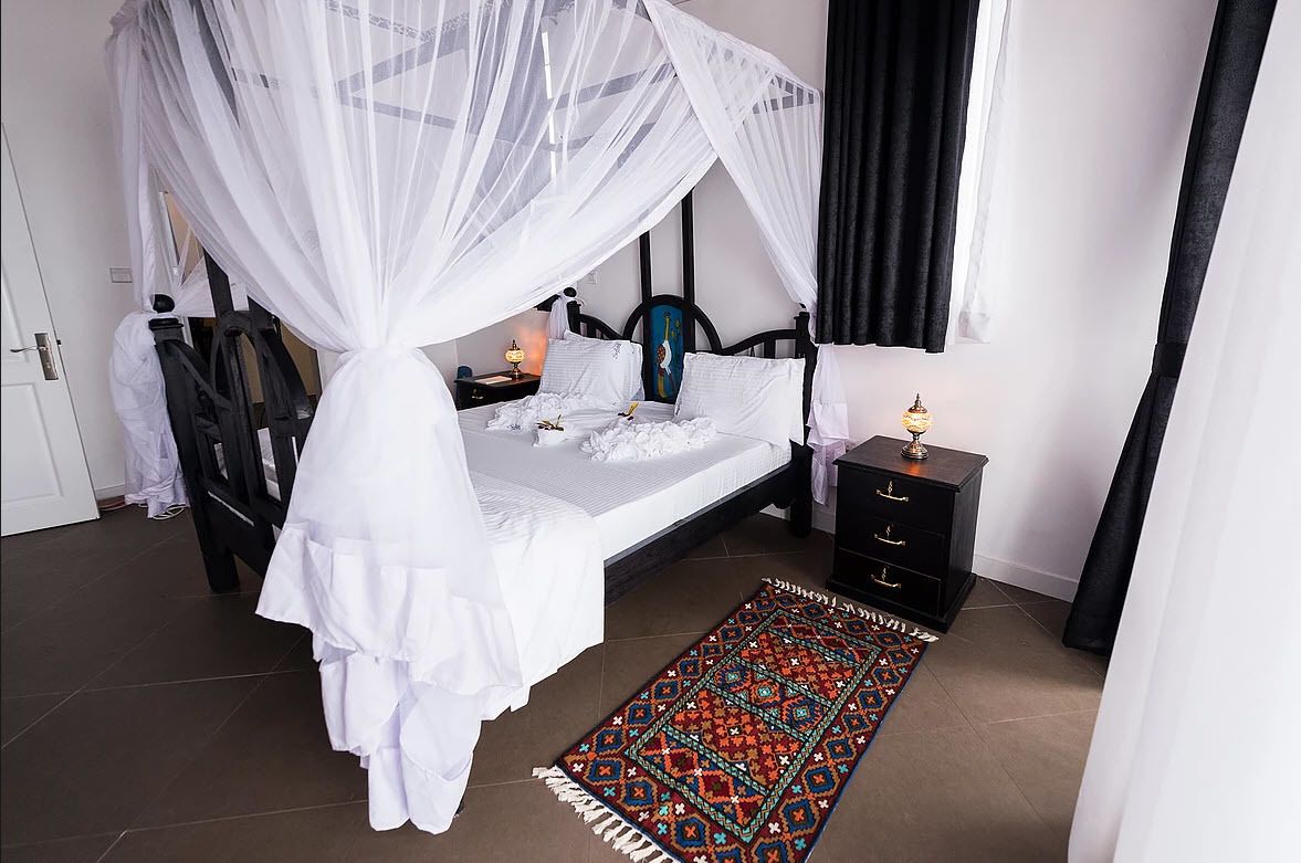 1 bedroom, premium bedding, soundproofing, free WiFi