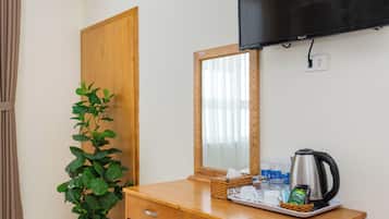 Minibar, caja de seguridad en la habitación, escritorio y wifi gratis