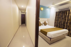 Executive Room | Rollaway beds, free WiFi