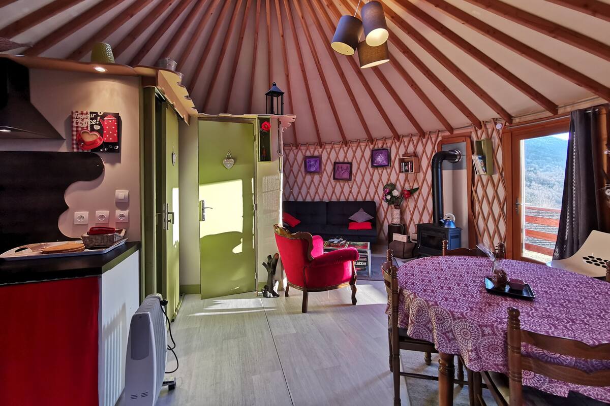 Cabin, Hot Tub | Private kitchen