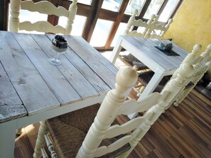 Outdoor dining - Zhimbad B&B by the sea (Capdepera)