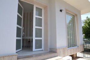 Entrée de l’hébergement