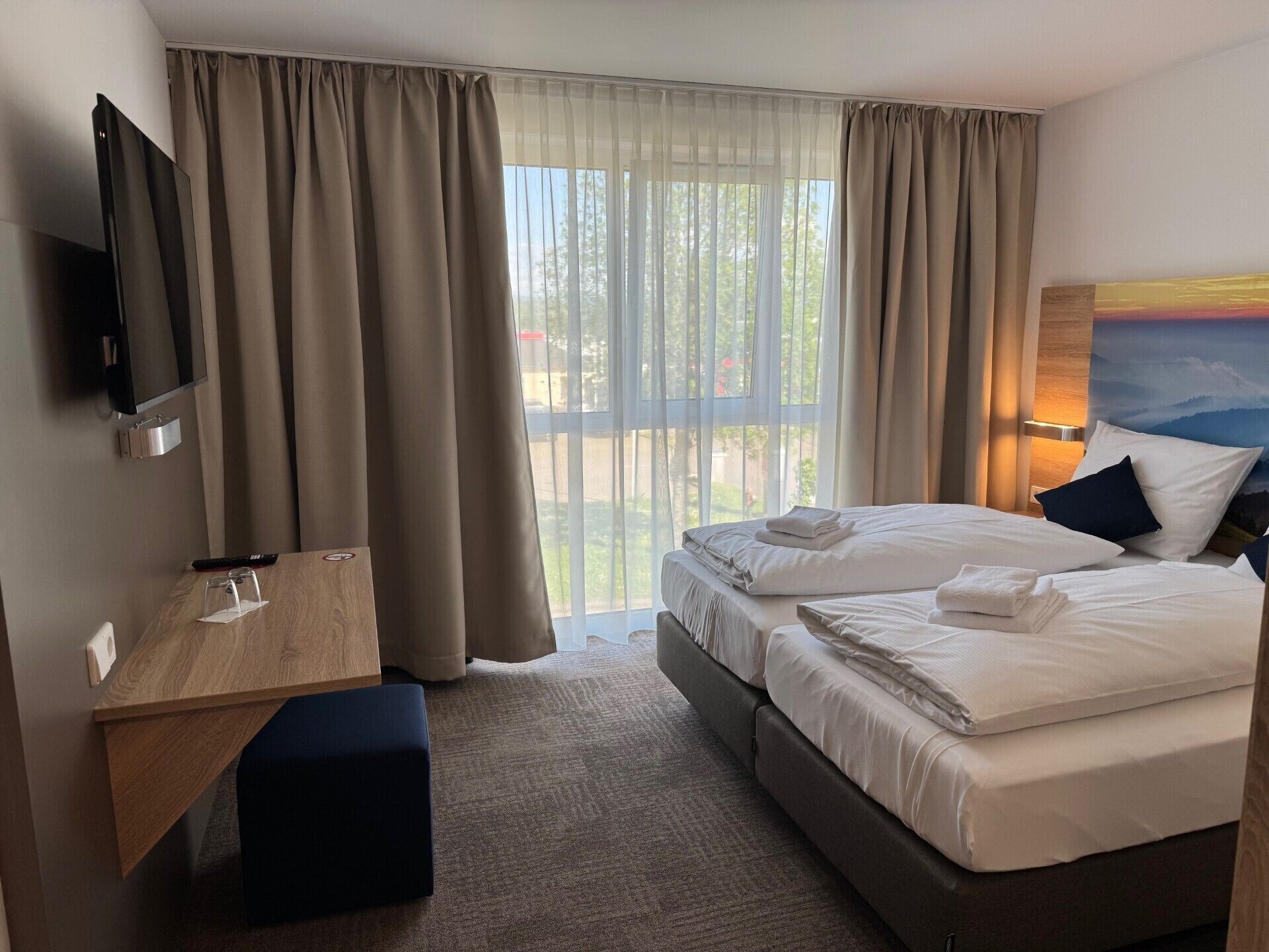 Foto - Highway Hotel