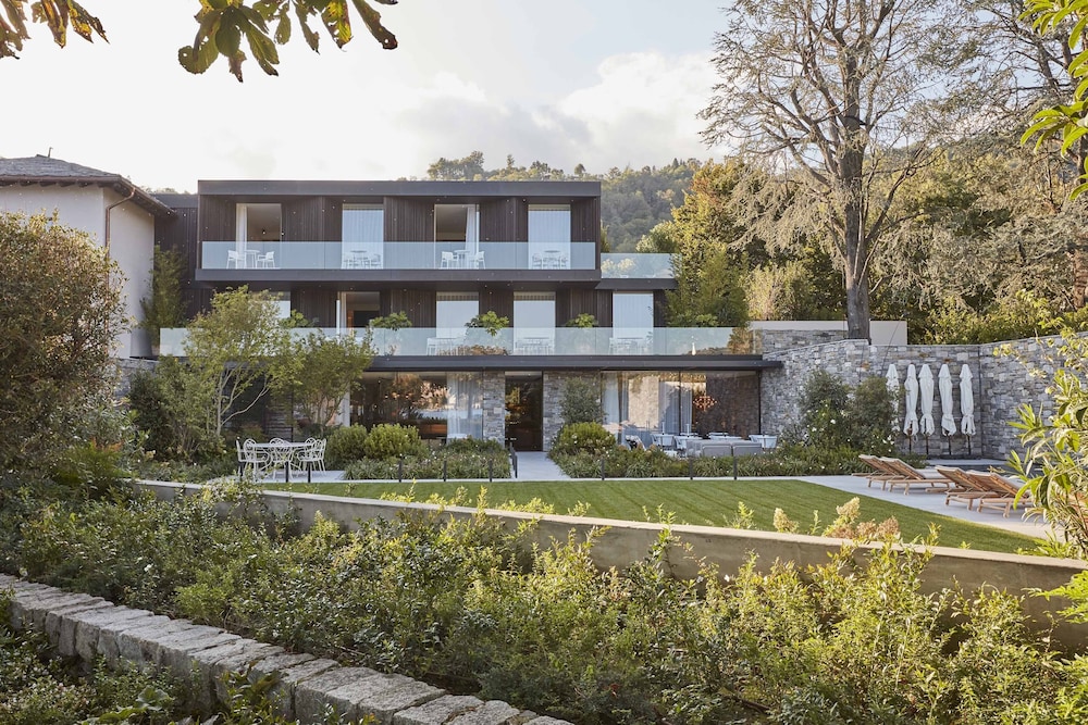 HOUSE FANTINI / lake time by null