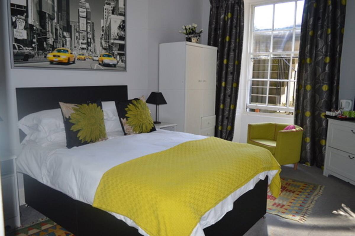 Luxury Double Room (Ensuite Bathroom)