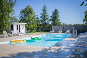 Seasonal outdoor pool