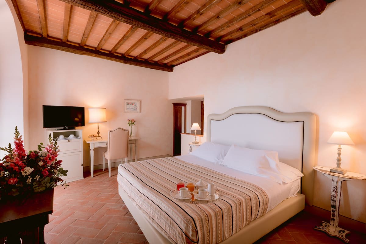1 habitación, ropa de cama de alta calidad, edredón y minibar