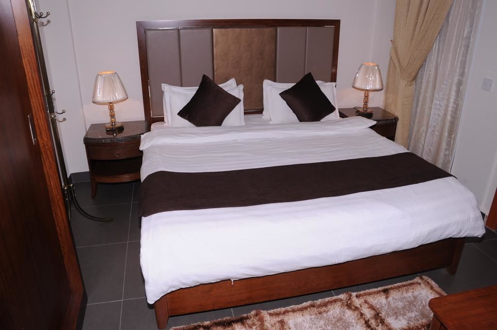 1 bedroom, blackout curtains, soundproofing, free WiFi