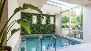 Sauna, bain à remous, hammam