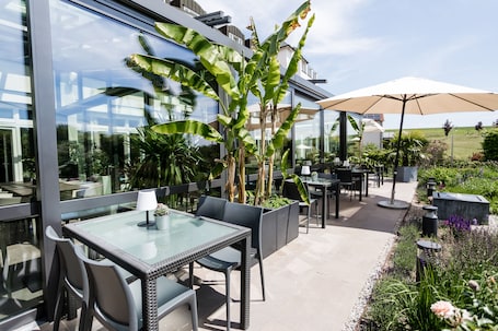 Terrace/patio. Landhotel Rügheim