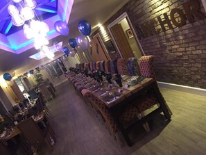 Breakfast, lunch and dinner served - The Anchor Inn (Spalding)