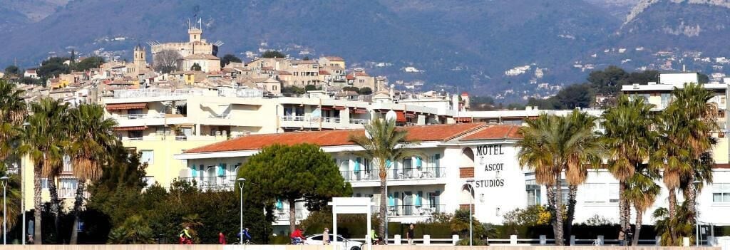 Photo - MOTEL ASCOT - Hôtel & Appartements