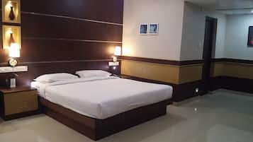 Exclusive Suite | Premium bedding, minibar, soundproofing, free WiFi