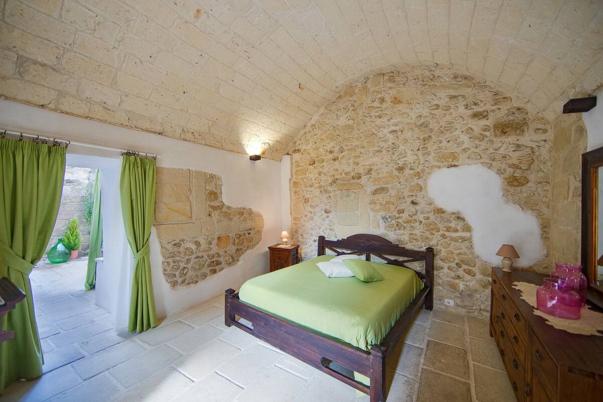 Double Room, Garden View | Premium bedding, down duvets, minibar, in-room safe