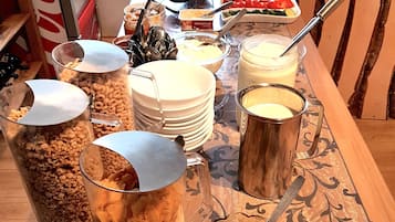 Colazione a buffet inclusa, servita tutte le mattine