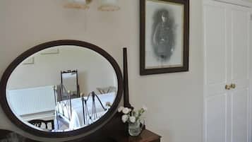 Premium-Zweibettzimmer, mit Bad | Verschiedenes