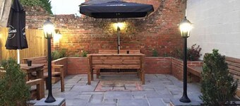 The Crown & Woolpack